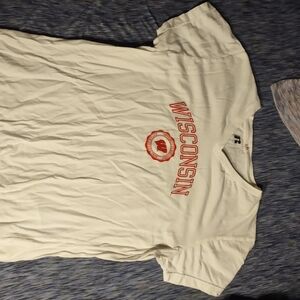 Wisconsin badgers shirt